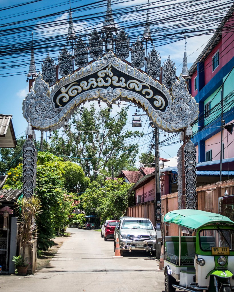 The silver gate to Wat Muen San.